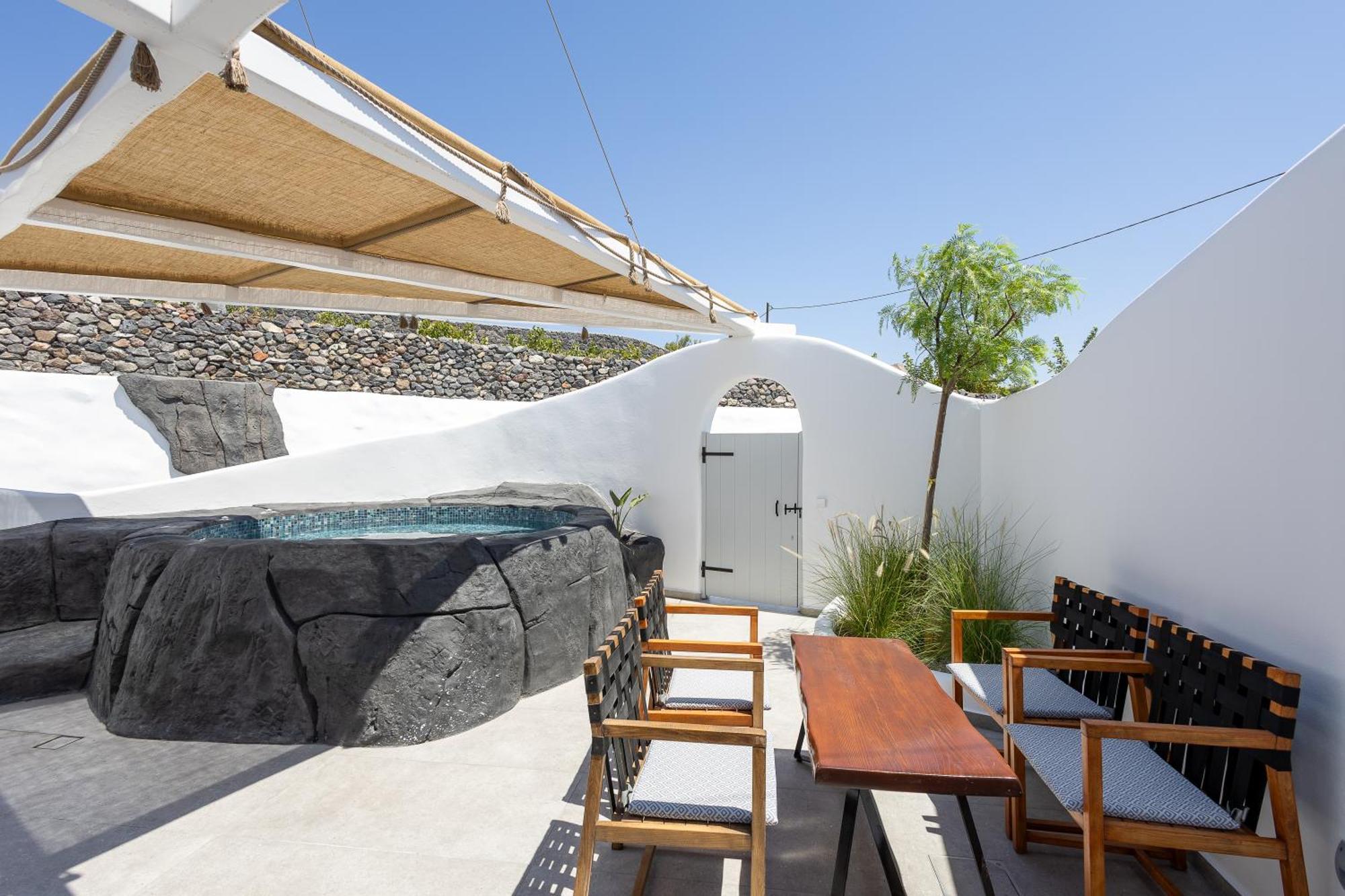 Soil Of Sun Luxury 3* Megalokhórion